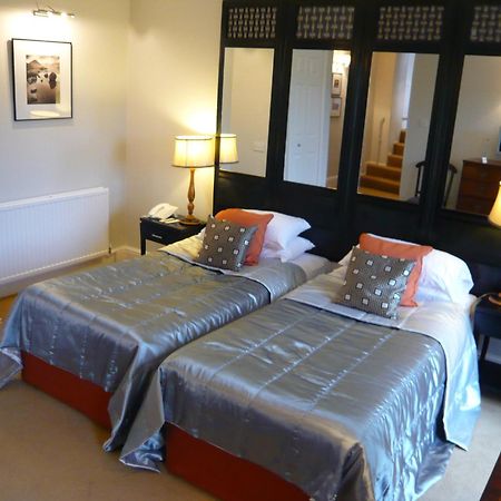 The Lake Country House Hotel & Spa Llangammarch Wells ภายนอก รูปภาพ
