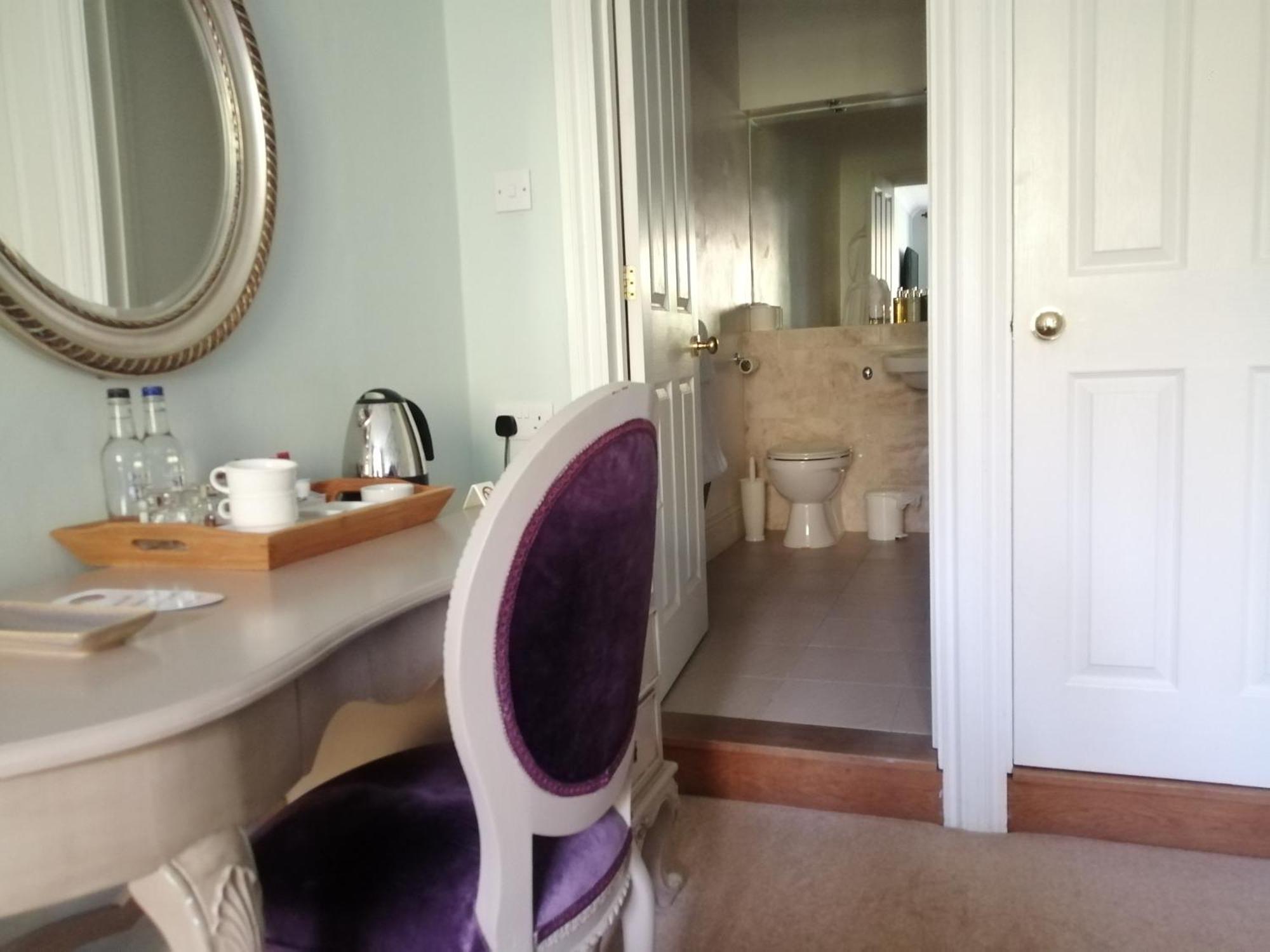 The Lake Country House Hotel & Spa Llangammarch Wells ภายนอก รูปภาพ